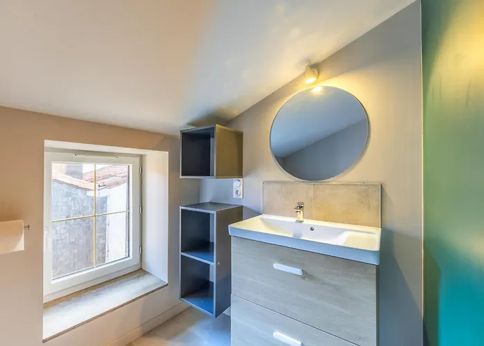 Un Toit Pour Vous * Les Épesses